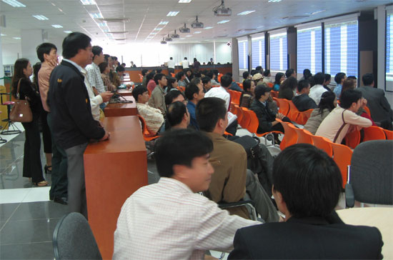 Cơ sở pháp lý đã có, việc còn lại là xác định quan điểm, các vướng mắc để nhanh chóng đưa phương thức giao dịch được cho là có lợi cho thị trường và nhà đầu tư vào vận hành.