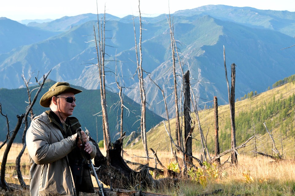 Sức khỏe Tổng thống Putin qua những bức ảnh nghỉ hè ở Siberia  - Ảnh 8.