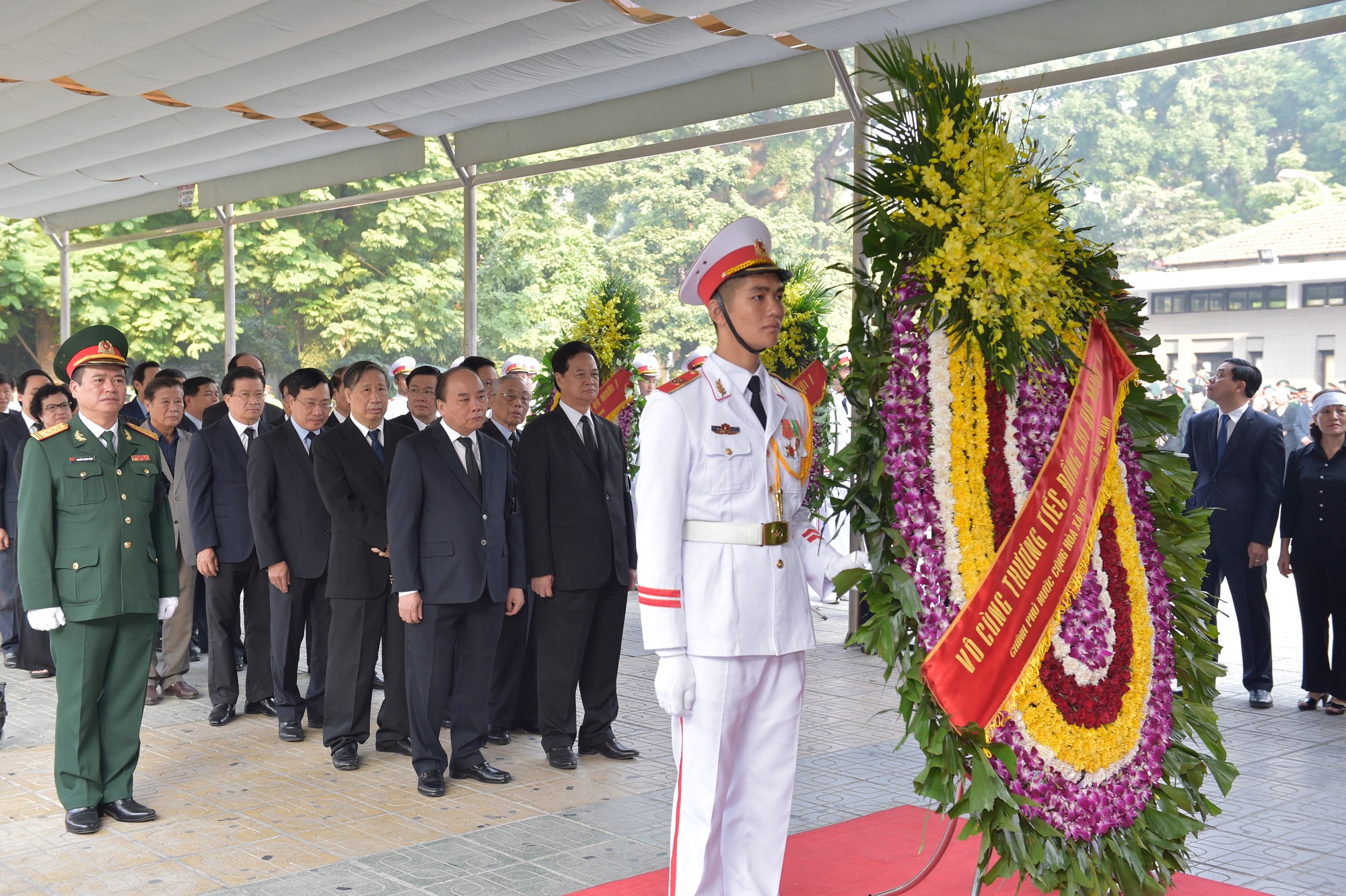 Hình ảnh lễ viếng nguyên Tổng bí thư Đỗ Mười - Ảnh 5.