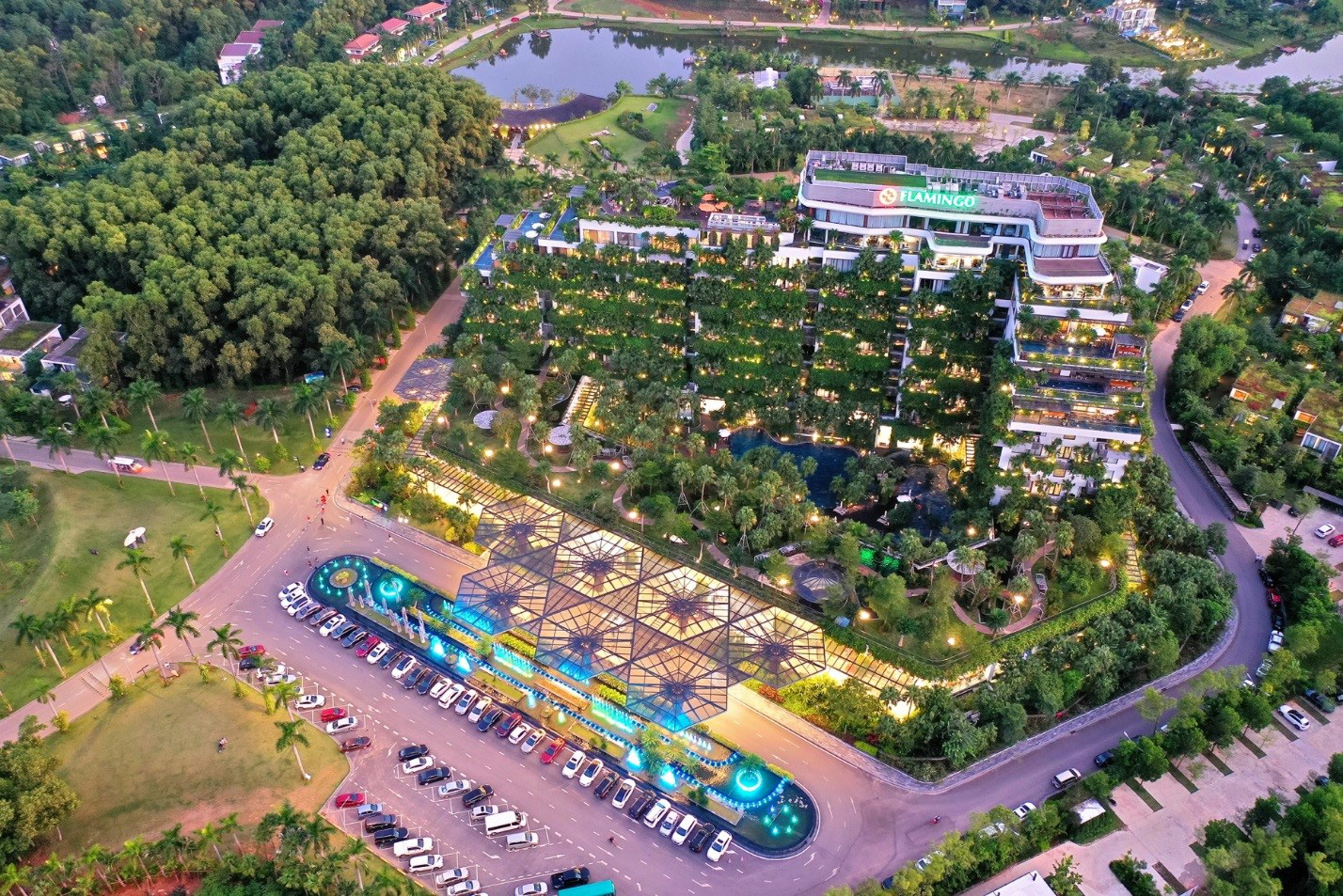 Góc nhìn hoàn mỹ Flamingo Đại Lải Resort từ trên cao - Ảnh: Hoàng Công Khánh