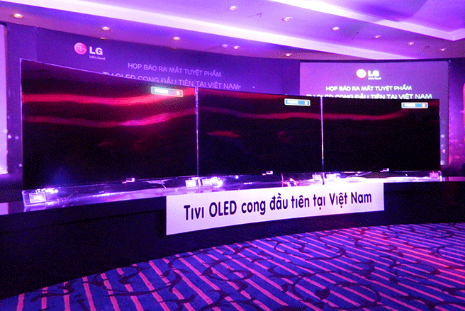 <font face="Arial, Verdana" size="2">Tive OLED màn hình cong của LG chính thức được thương mại hóa tại thị trường Việt Nam.</font>