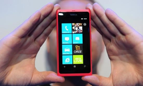 Tiêu điểm công nghệ: Nokia bôi bác đối thủ
