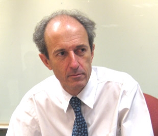 Ông Martin Rama.