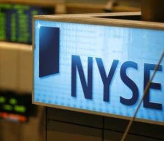 Chứng khoán Mỹ đã tăng điểm trở lại sau quyết định giữ nguyên lãi suất cơ bản 2%/năm của Cục Dự trữ Liên bang.