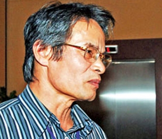 "Bất động sản thế chấp lên tới khoảng 50% tổng tài sản ngân hàng, nghĩa là bằng GDP Việt Nam. Vì vậy, nếu thị trường bất động sản sụp đổ là nguy hại ngay toàn bộ hệ thống tài chính" - Ảnh: L.Q.N