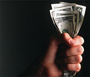 Việc thu hồi nợ sau khi doanh nghiệp cổ phần hóa có thể gặp khó khăn vì không xác định được đối tượng cụ thể phải chịu trách nhiệm về pháp lý - Ảnh minh họa.