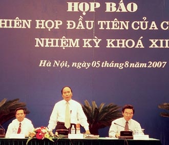 Họp báo công bố kết quả phiên họp đầu tiên của Chính phủ nhiệm kỳ khóa XII.