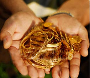 Tuần này, giá vàng giao ngay thị trường thế giới giảm 1,7%, sau khi đã trượt 2,5% trong tuần trước.