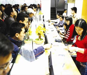 Nhân lực ngành chứng khoán đang là của hiếm.