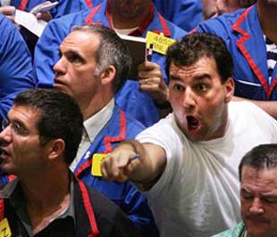 Bất chấp giá dầu tăng lên 118,15 USD/thùng, chứng khoán Mỹ vẫn tiếp tục tăng điểm ngày thứ hai liên tiếp - Ảnh: Reuters.