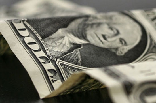 Ngay từ đầu năm 2011, tăng trưởng huy động ngoại tệ đã tăng mạnh, gần 5% khi lãi suất ở mức cao, dù huy động VND giảm khá mạnh.