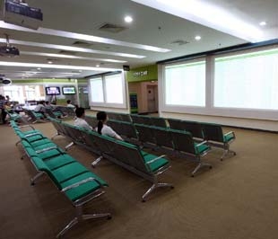 Tính đến ngày 31/12/2008, đã có 103 công ty chứng khóan đã được cấp phép.