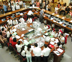 Xi măng Sài Sơn là cổ phiếu thứ 90 niêm yết tại sàn Hà Nội.