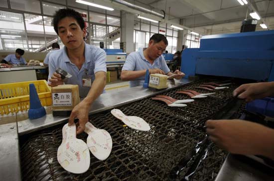 Nguồn lao động giá rẻ của Trung Quốc đang giảm dần - Ảnh: Reuters.