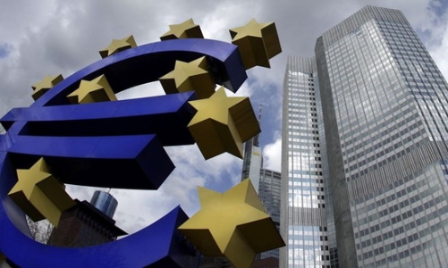 Hy Lạp chính thức cầu viện EU và IMF