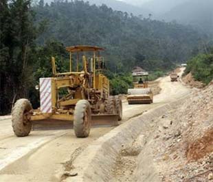 Nguồn vốn từ trái phiếu Chính phủ được sử dụng khá nhiều vào các công trình hạ tầng giao thông - Ảnh: TT.