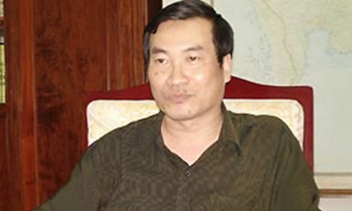 “Không tán thành tăng giá sách giáo khoa”