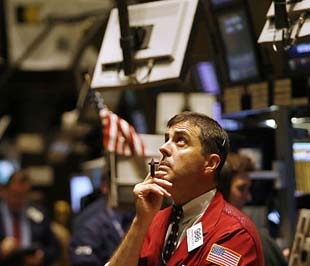 Chứng khoán Mỹ đã giảm điểm ngày thứ hai liên tiếp trong tuần - Ảnh: Reuters.