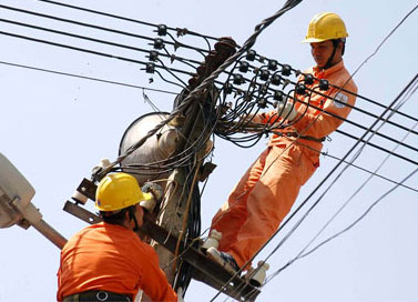EVN đề nghị giá bán điện mới sẽ áp dụng cùng với thời điểm tăng giá than bán cho ngành điện.