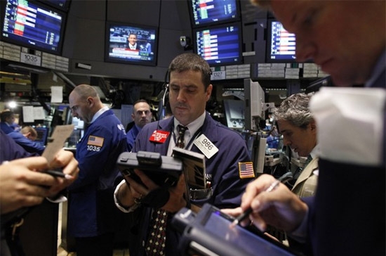  Diễn biến của phiên ngày 11/5 cho thấy lực cầu vẫn ở mức cao và biên độ dao động khá lớn - Ảnh: Reuters.