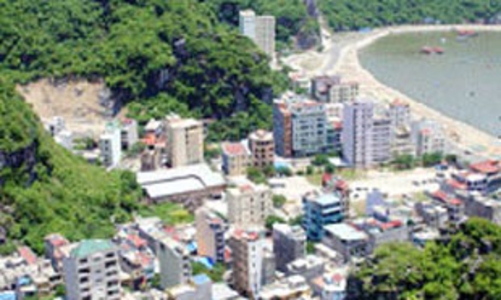 FDI “ào ào” vào dịch vụ