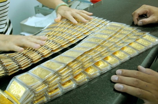 Sau hai ngày đi ngang quanh ngưỡng 31,3 triệu đồng/lượng, giá vàng trong nước đã bắt đầu diễn biến giảm khá mạnh vào chiều nay - Ảnh: TT.