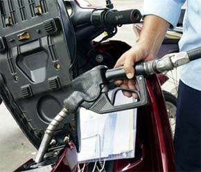 Giá xăng đã tăng trở lại sau 3 lần giảm giá liên tiếp - Ảnh: TT.