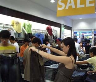 Nhóm nghề tiếp tân cho các hội nghị, hội chợ hiện được xem là lựa chọn của không ít sinh viên.