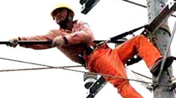 Cổ phần hóa cả Tập đoàn Điện lực!