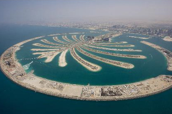 Giới phân tích nhận định, động thái giải cứu Dubai World từ tiểu vương quốc giàu có Abu Dhabi giống như một liều thuốc giải tỏa những mối lo xung quanh cuộc khủng hoảng nợ đã kéo dài hơn nửa tháng nay - Ảnh: Bloomberg.