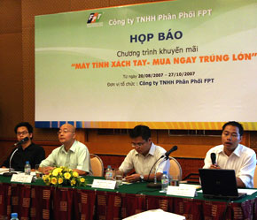 FPT họp báo công bố chương trình giải thưởng dành cho khách hàng.