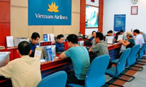 Sắp tăng giá trần vé máy bay nội địa 