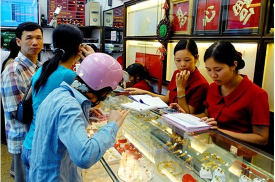 Thị trường vàng đang lo ngại khả năng siết chặt hoạt động huy động và cho vay vàng