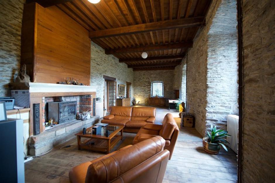 1 triệu USD mua được căn nhà thế nào ở các nước? - Ảnh 35.