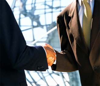 Các chuyên gia quốc tế cũng sẽ tham gia tư vấn cho các doanh nghiệp của Việt Nam trong quá trình phát triển kinh tế.