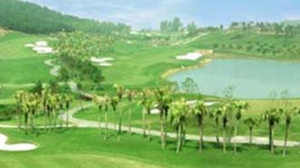 Thủ tướng yêu cầu rà soát lại các dự án sân golf