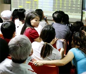 Giá cổ phiếu trên sàn hồi phục cũng khiến thị trường OTC ấm lên.