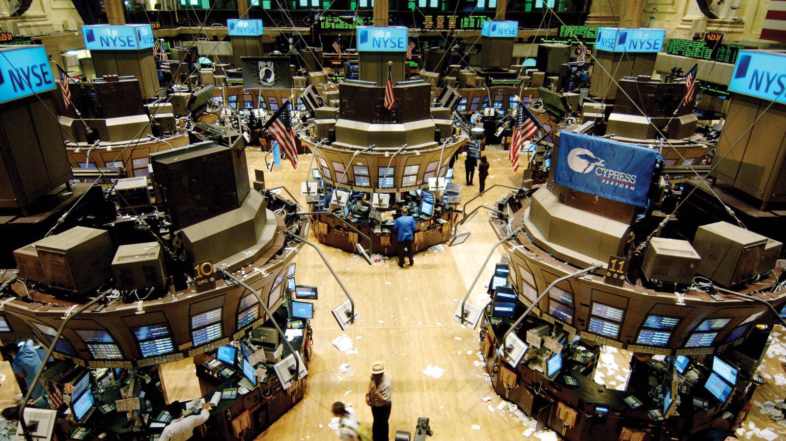 Thị trường tiền ảo có lượng giao dịch hàng ngày tương đương Sàn chứng khoán New York - Ảnh: AP.