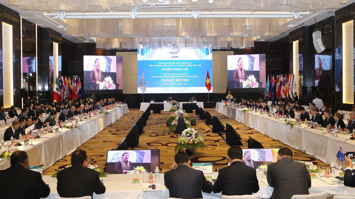 Phiên toàn thể đầu tiên của APPF 26 bàn về các vấn đề chính trị - an ninh.