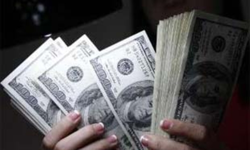 Lãi suất USD thấp nhất trong lịch sử