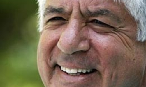 Giám đốc AIG “dọa” thôi việc để đòi lương cao