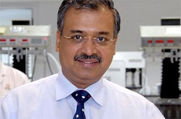 Ông Dilip Shanghvi - Ảnh: BusinessWeek.