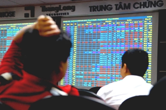 Thanh khoản sụt giảm mạnh là biểu hiện của sự thiếu vắng dòng tiền lớn.