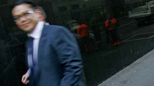 Khủng hoảng leo thang, châu Á hành động gấp