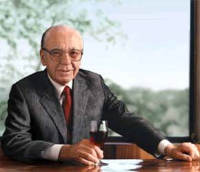 Đối với nhiều người, Ernest Gallo còn là một chuyên gia về quảng cáo và marketing.