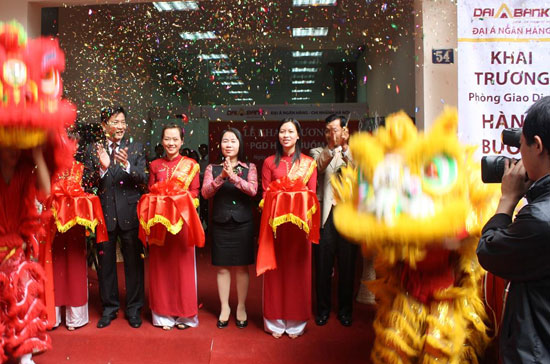 DaiABank vừa khai trương Phòng giao dịch Hàng Buồm (Hà Nội).