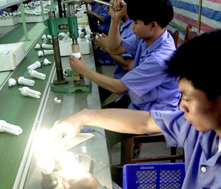 53% doanh nghiệp tham gia khảo sát cho rằng nền kinh tế chung của Việt Nam hiện nay đã tốt hơn so với 12 tháng trước.