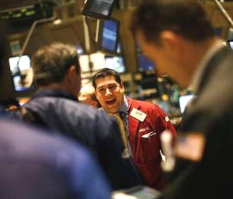 Thông tin lợi nhuận khả quan hơn của nhiều tập đoàn trong khi giá dầu xuống dưới 130 USD/thùng đã giúp chứng khoán Mỹ có ngày thứ hai tăng điểm liên tiếp.