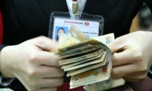 Nới biên độ tỷ giá và một số tham chiếu…