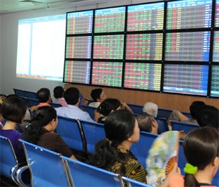 Luật Chứng khoán sửa đổi sẽ điều chỉnh và bổ sung một số nội dung cho phù hợp với tình hình thị trường và các cam kết hội nhập kinh tế, quốc tế của Việt Nam, đồng bộ với các luật khác để tạo ra sự thống nhất về khuôn khổ pháp lý.